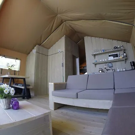 Campo de lujo Safari Luxe Julietta 3 Viareggio